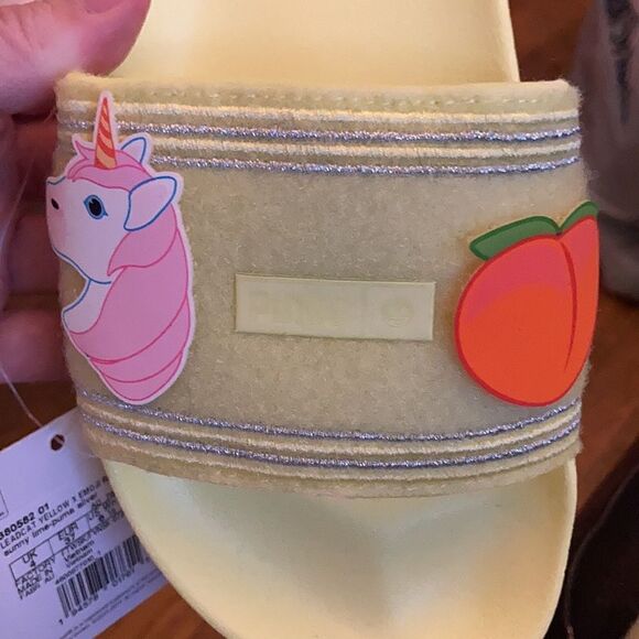 Puma Leadcat Emoji Slides(sold out on website) - Picture 9 of 9